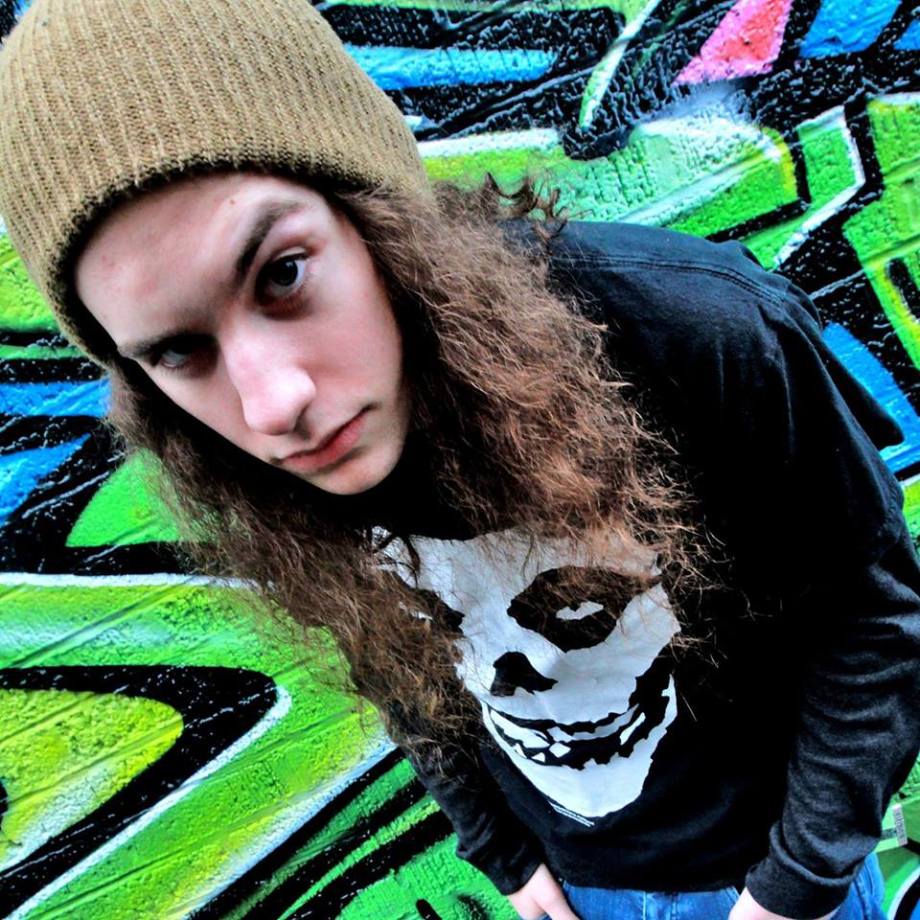 75603_613580925356404_345929538_n